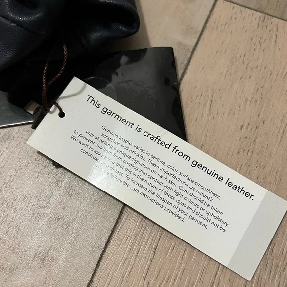 NWT Badgley Mischka Genuine Leather Navy Jacket - Picture 4 of 4